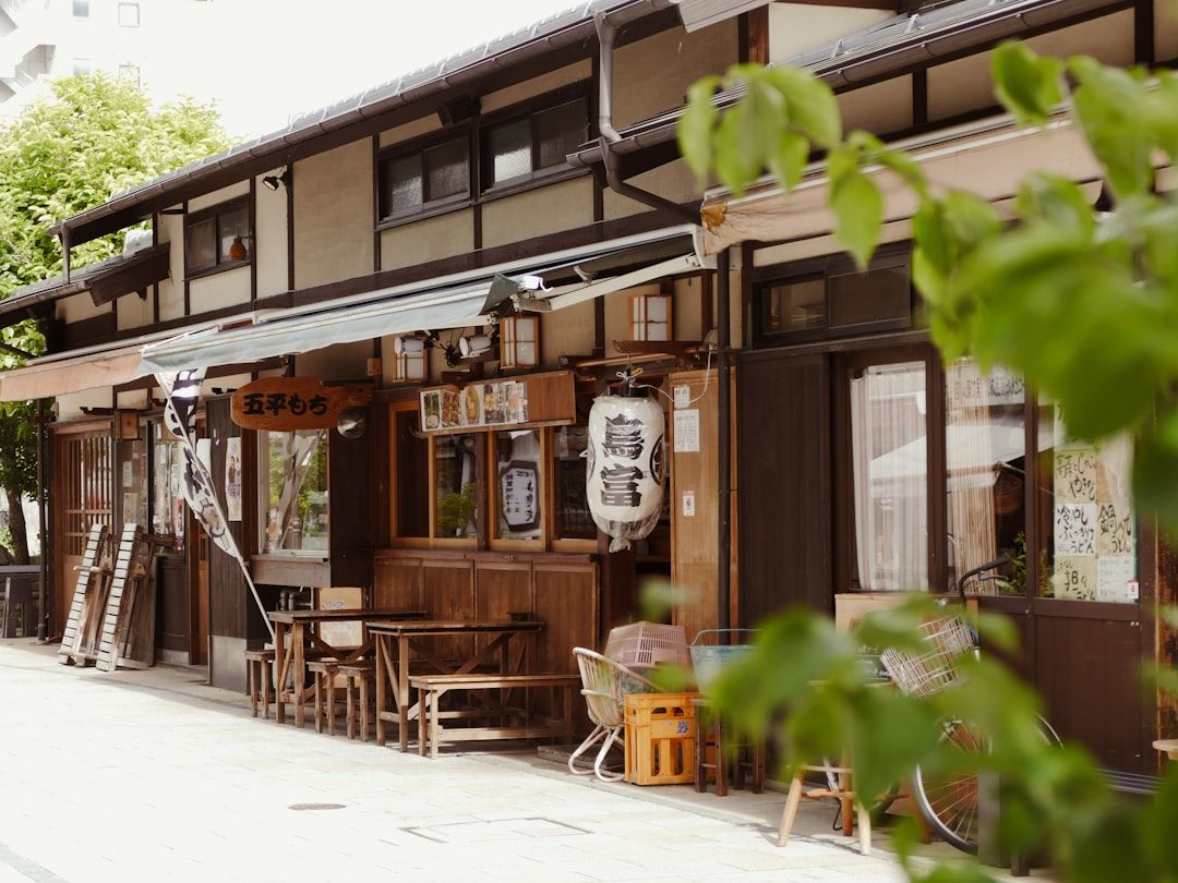 How the huts differ in Matsumoto